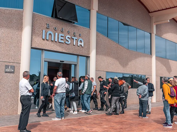 Bodega-Andres-Iniesta-·-Visita-Guiada-11